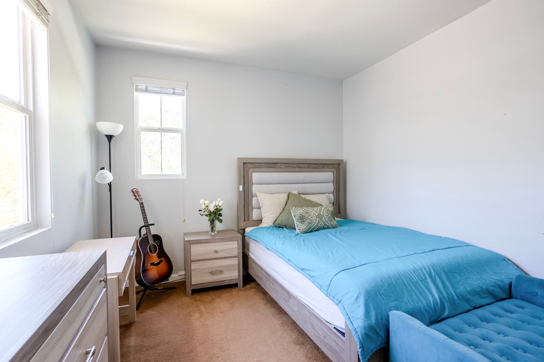 15563 Jasmine Pl photo 3