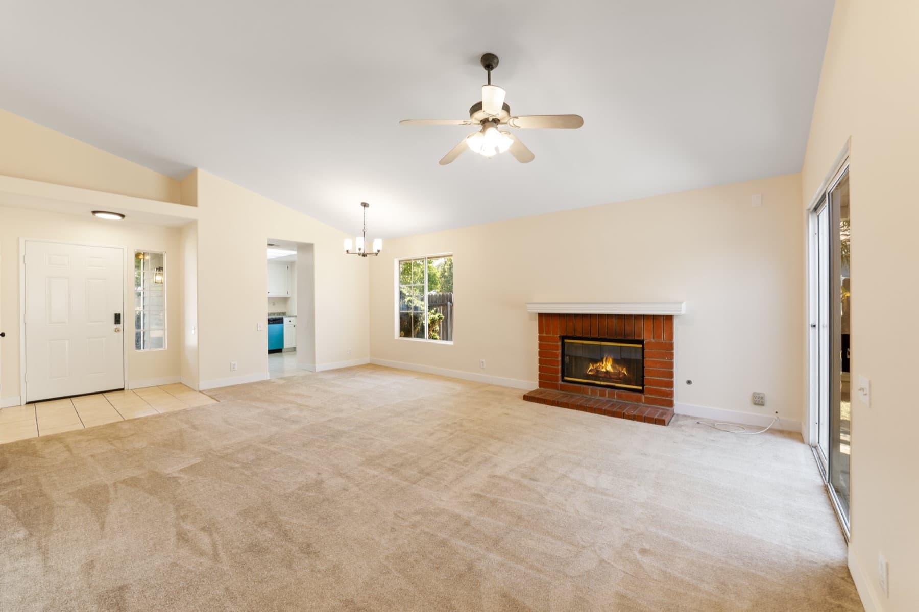 4108 Sunnysage Dr photo 3