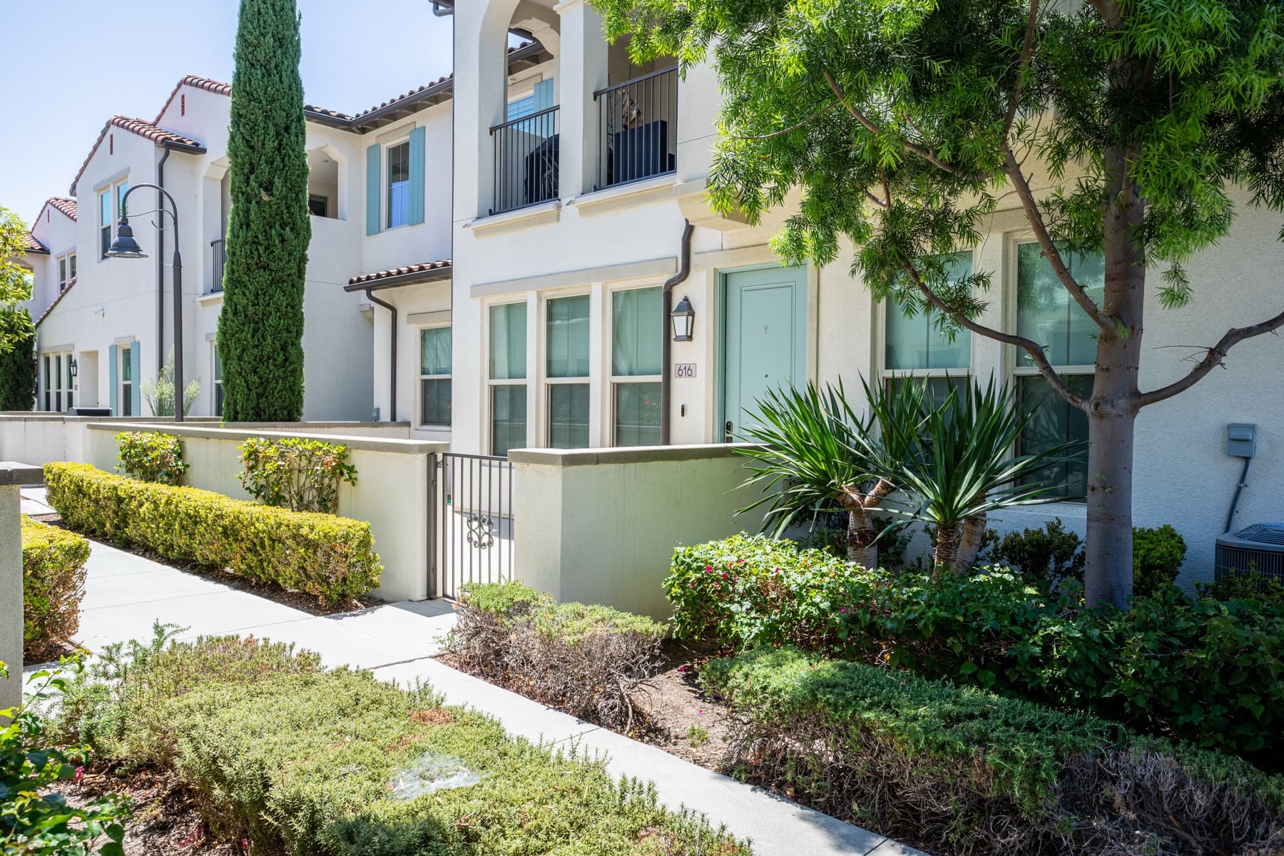 616 Trailblaze, Irvine